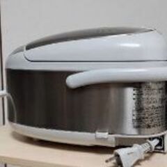 【毎日値下げ】H炊飯ジャー NP-GE05E7（3合炊き）の画像