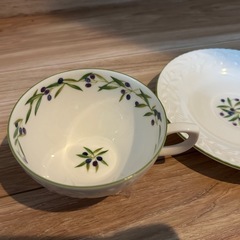 カップ＆ソーサー オリーブ柄 Lancel Maebata Japanの画像