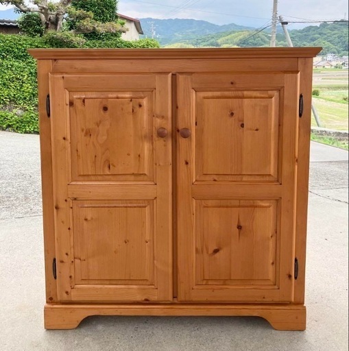 無垢材 カントリー調 キャビネット