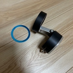 車 スマホスタンド 強力な真空磁気吸着の画像