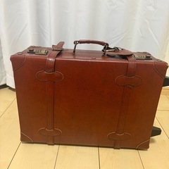 本日、明日受け渡し限定トランクケース/スーツケース　の画像