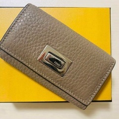 FENDIキーケースの画像