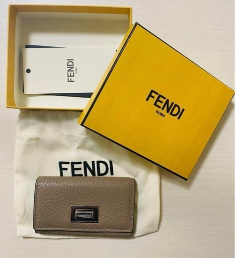 FENDIキーケース