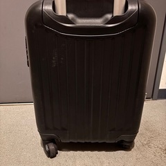 機内持ち込み可！TSAロックトランクの画像