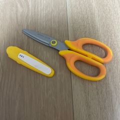 左利き　ハサミ　キッズの画像