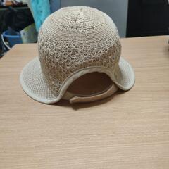 ☝️つば広の夏らしい涼しげな帽子です。の画像