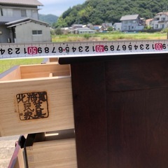 中古　北海道民芸家具　直線的なフォルムとシックな色合いが美しいサイドチェストの画像