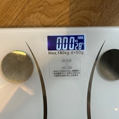 体組成計　体重計　スマホ連動の画像