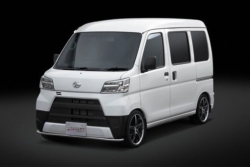 リアスポイラー&サイドステップ