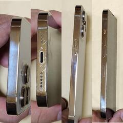 iPhone13Pro 256GBゴールド＋RIMOWAのケースの画像