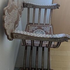 タイ　アンティークチェアの画像