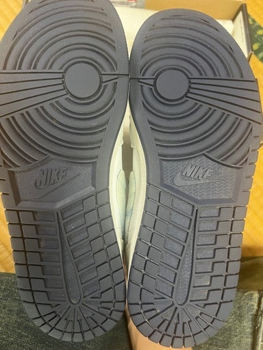 AJ1