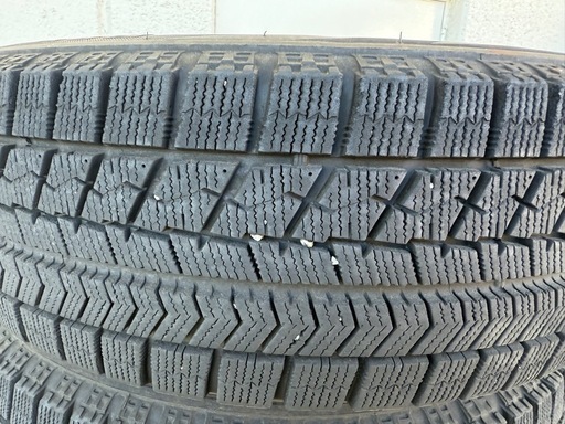 185/65R15 スタッドレスタイヤ