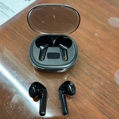 Bluetoothイヤホン（お取引き中）の画像