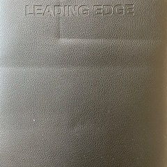 リーディングエッジ トレーニングベンチ マルチポジションの画像