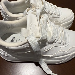【美品】ZARA プラットフォームスニーカーの画像