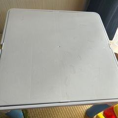 ブロック＆テーブルの画像