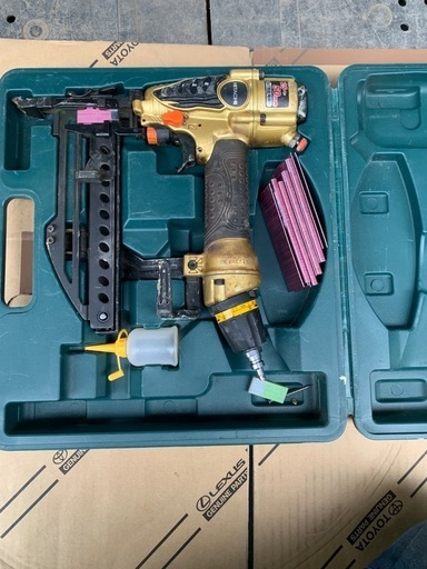 交渉中　HITACHI N500 4HMF フロアタッカ