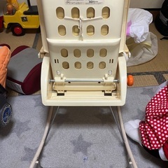 ベビーチェアの画像