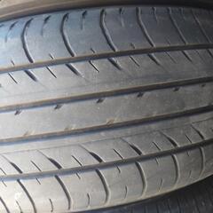 205/60R16中古タイヤ四本の画像