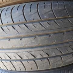 205/60R16中古タイヤ四本の画像