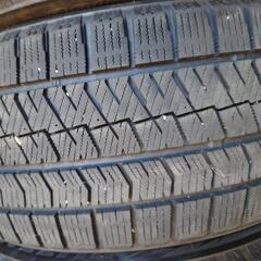 215/45R17中古スタッドレス四本の画像