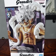 ギアー5ルフィー新品フィギュアの画像
