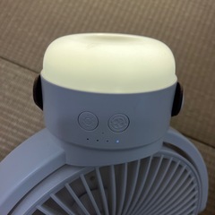 照明付き扇風機（充電タイプ
）の画像