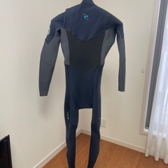 リップカールウェットスーツ 3×2ミリ MSサイズ⚠️浸水箇所有りの画像