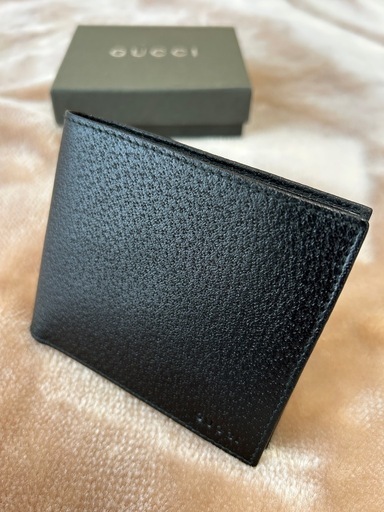 グッチ二つ折り財布折財布コンパクトウォレットさいふサイフ小銭入れ付き黒色系イタリア製メンズ男性用紳士ユニセックス男女兼用レディース