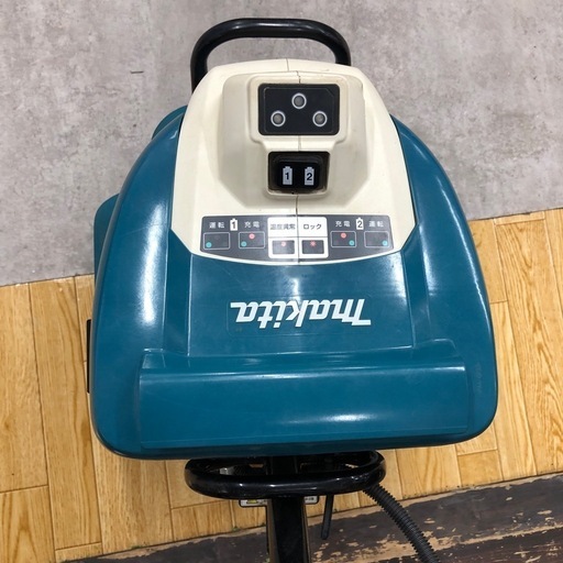 店頭お渡し限定】（25-9-2）マキタ36V充電式耕うん機MUK360D (スマイル