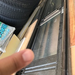 【０円】アルミドア引戸と鉄クズ　処分希望の画像