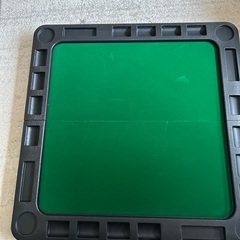 折りたたみ式麻雀卓の画像