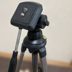 〈お取引中です〉★未使用★カメラ、ビデオカメラ用三脚の画像