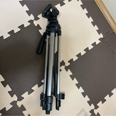 〈お取引中です〉★未使用★カメラ、ビデオカメラ用三脚の画像
