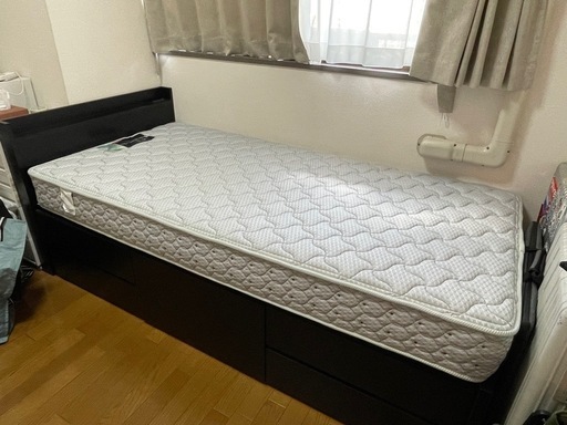 シングルベッドフレーム　収納あり黒