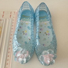 キッズ　プリンセス　サンダルの画像