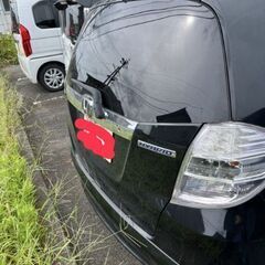 フィットハイブリッドの画像