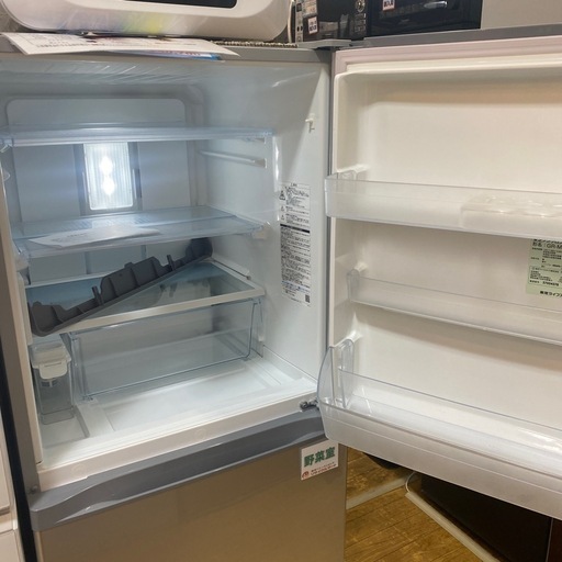 9/9値下げしました！⭐️スリム⭐️2018年製 TOSHIBA 330L冷蔵庫 GR-M33S 右開き 自動製氷 2〜3人向け 背低