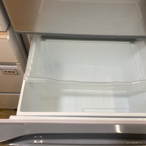 9/9値下げしました！⭐️スリム⭐️2018年製 TOSHIBA 330L冷蔵庫 GR-M33S 右開き 自動製氷 2〜3人向け 背低