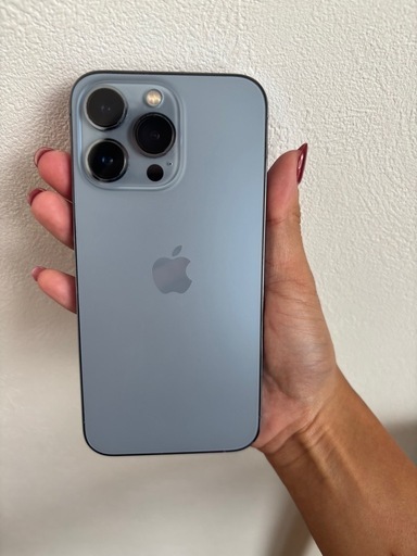 美品　iPhone13pro 256gb