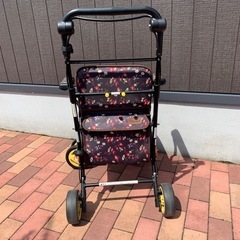 ★店舗・出張買取実施中★シニアカー　シルバーカー　エヴォーク　花柄の画像