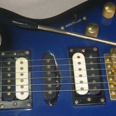 エレキギター スーパー ストラト タイプ アーム付き ３ピックアップ 出音の確認済みの画像
