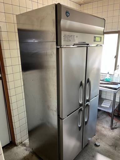 ホシザキ、オール冷蔵縦型冷蔵庫900×650