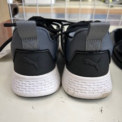 リユースのサカイ東金店 PUMA スニーカー 24.5cm TJ14366の画像