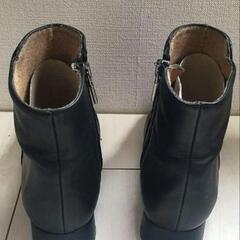 MARIAN マリアン サイドジップフラットショートブーツの画像
