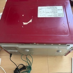 オーブン付き電子レンジ　トースター機能付き　赤の画像