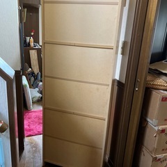 縦長カラーボックス(ビスが何個かないため、ジャンク品)の画像