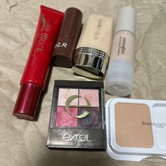 中古 化粧品 香りもの　の画像