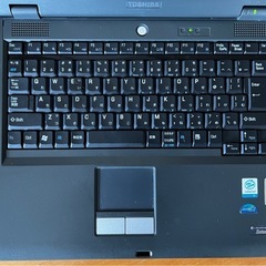 TOSHIBA ノートPC Satellite J32の画像